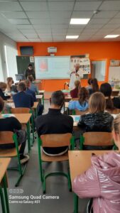 День відкритих дверей Національного фармацевтичного університету в ліцеї м. Перещепине